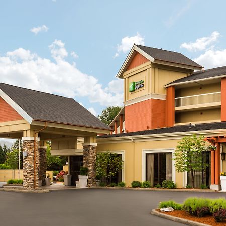 Holiday Inn Express Roseburg, an IHG Hotel Bagian luar foto