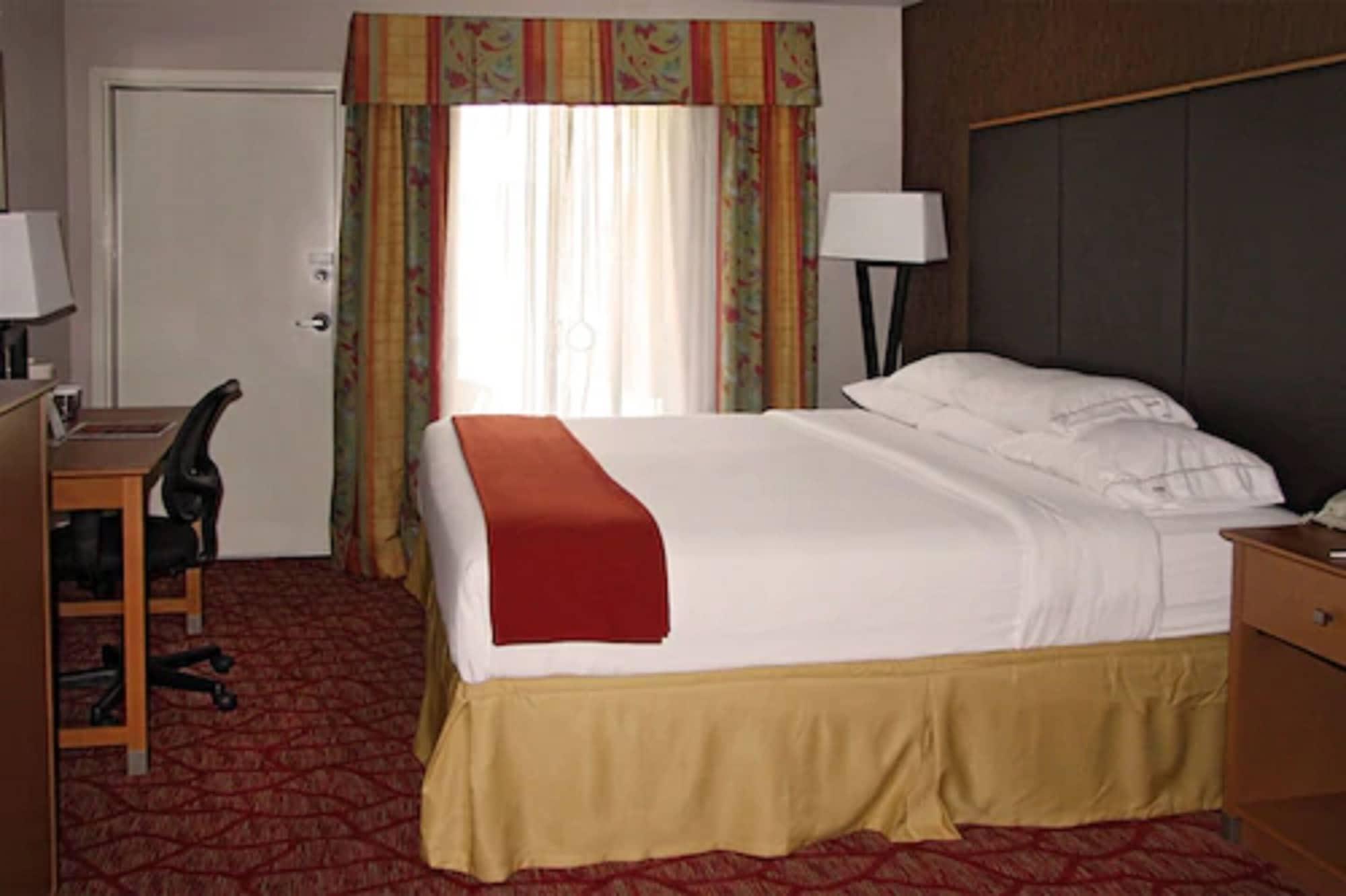 Holiday Inn Express Roseburg, an IHG Hotel Bagian luar foto