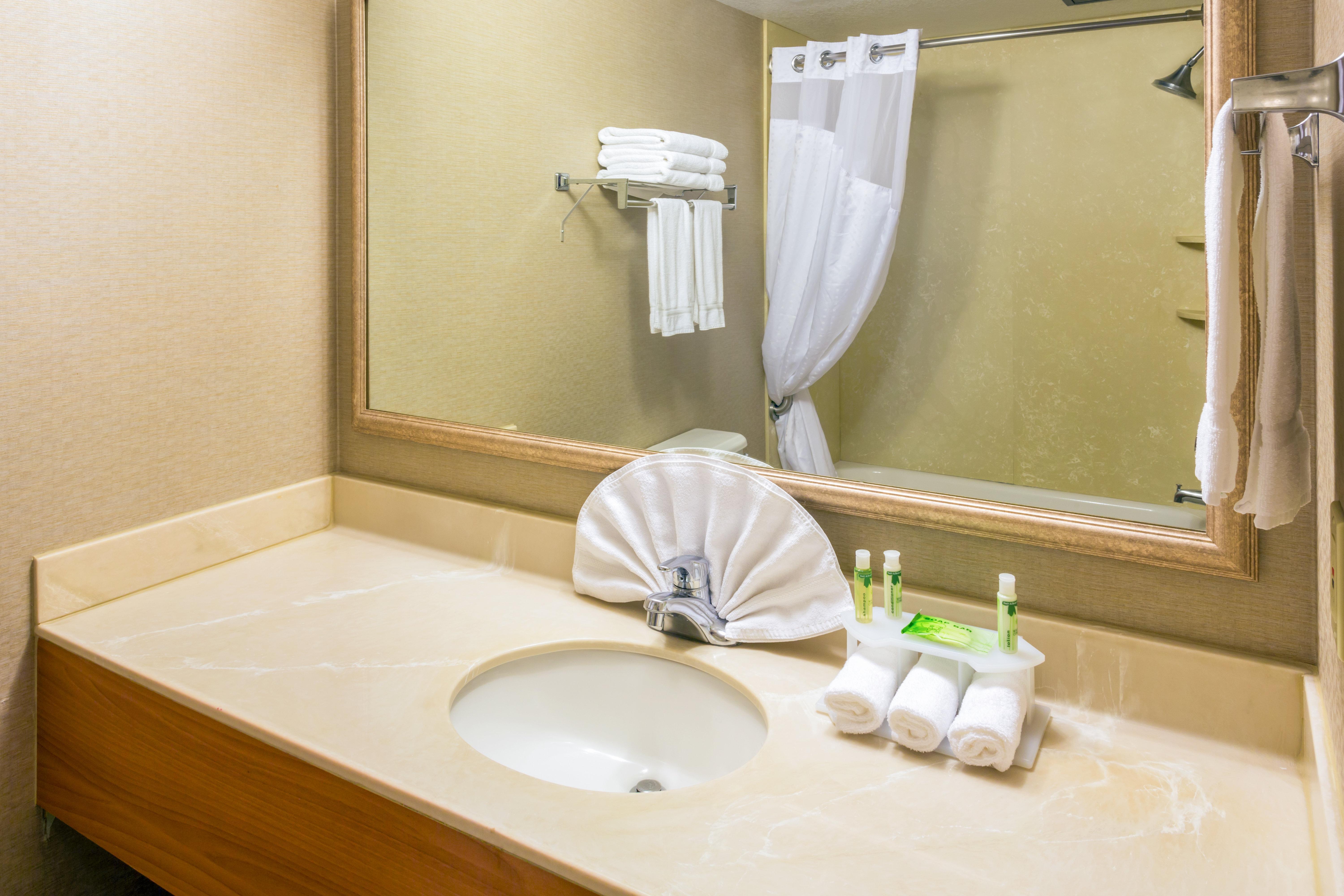 Holiday Inn Express Roseburg, an IHG Hotel Bagian luar foto